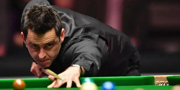 赛倍感关切 赛倍感关切